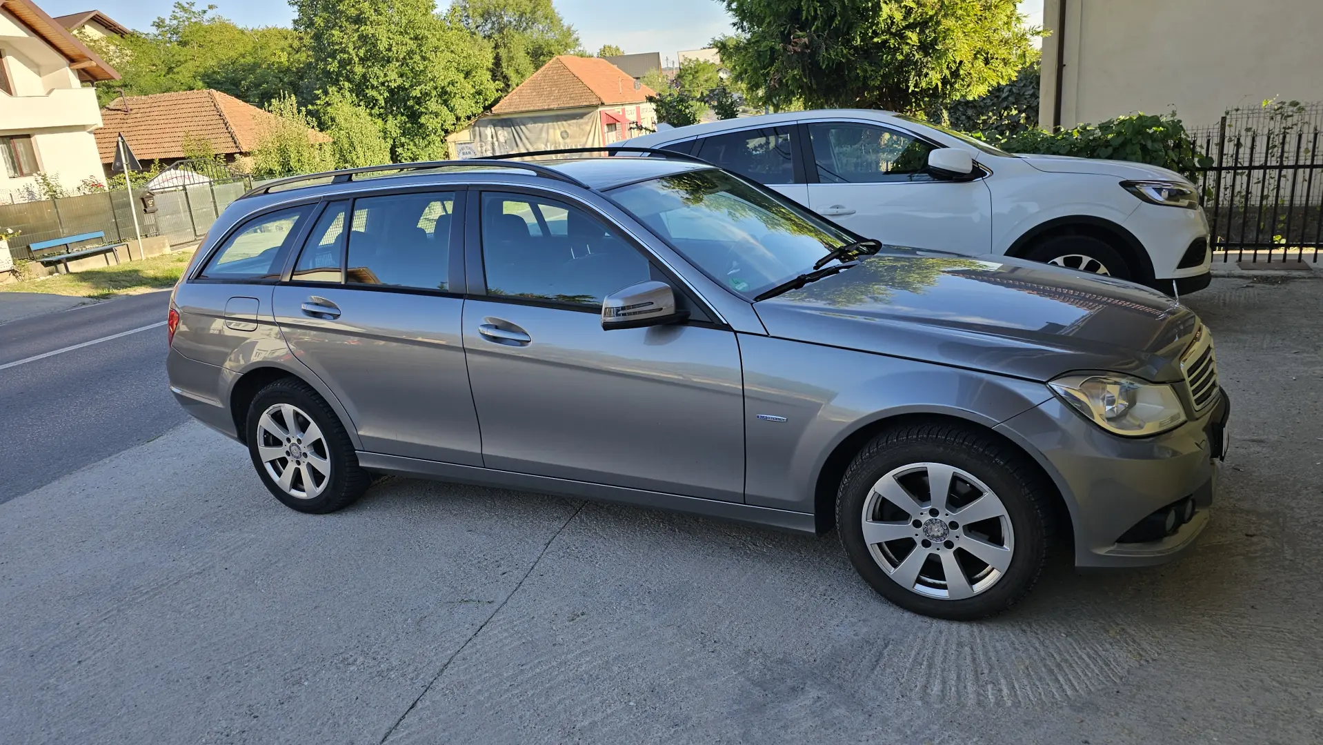 Mercedes-Benz C 220