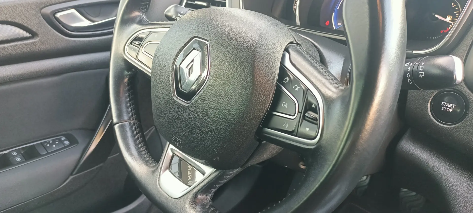 Renault Megane 4 LIMITED 1.33 tce 2019 Euro 6d