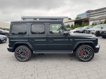 G 63 AMG-MY 25-Vollcarbon-innen außen Lenkra A22