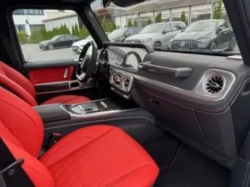 G 63 AMG-MY 25-Vollcarbon-innen außen Lenkra A22