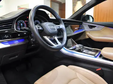 AUDI Q8 55TFSI Quattro