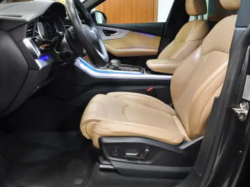 AUDI Q8 55TFSI Quattro