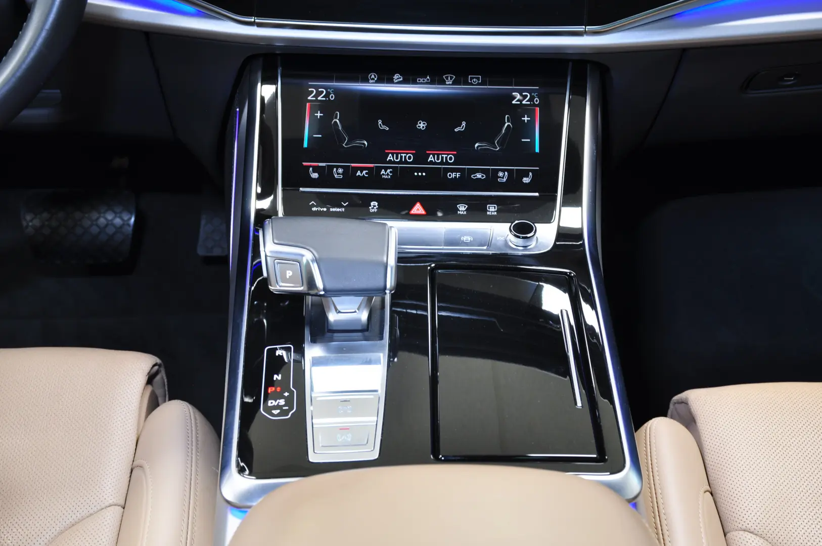 AUDI Q8 55TFSI Quattro