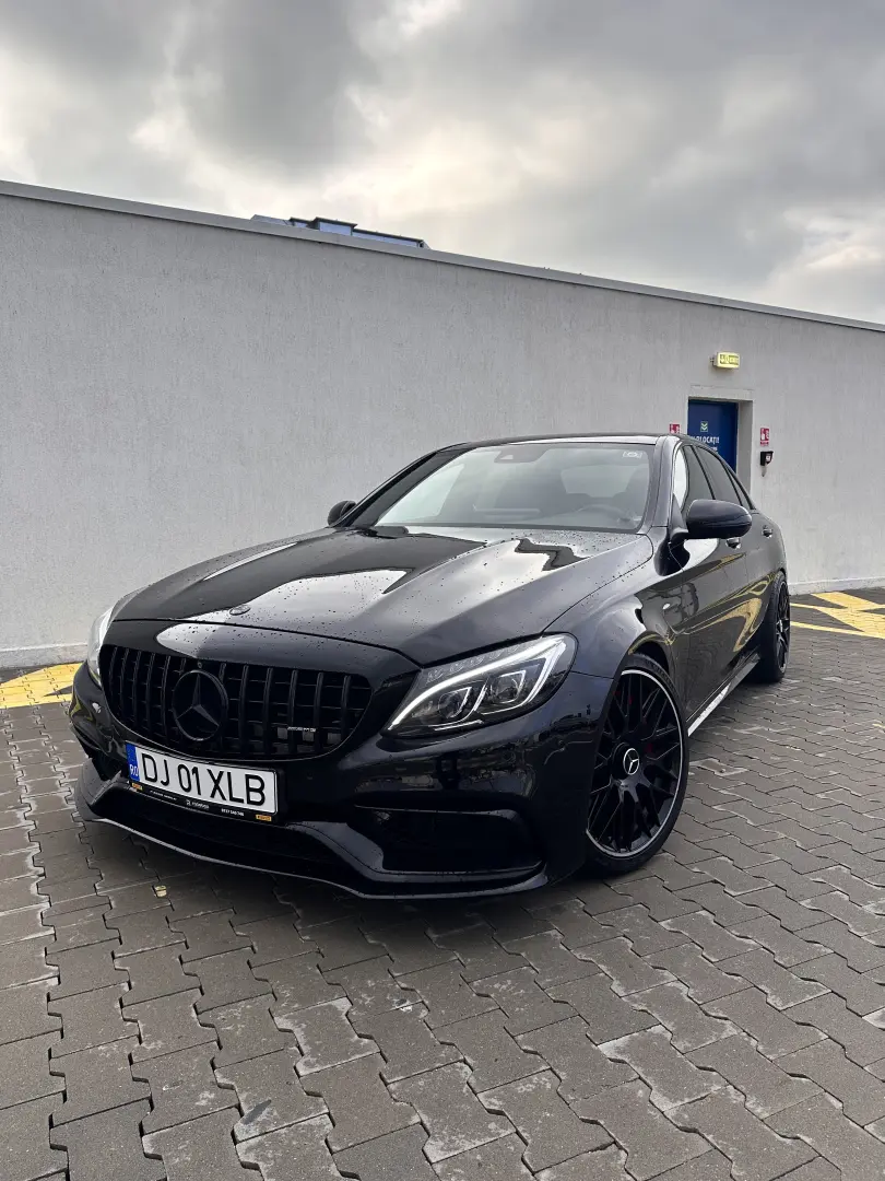Mercedes-Benz C 63 AMG
