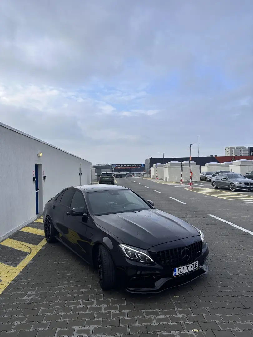 Mercedes-Benz C 63 AMG