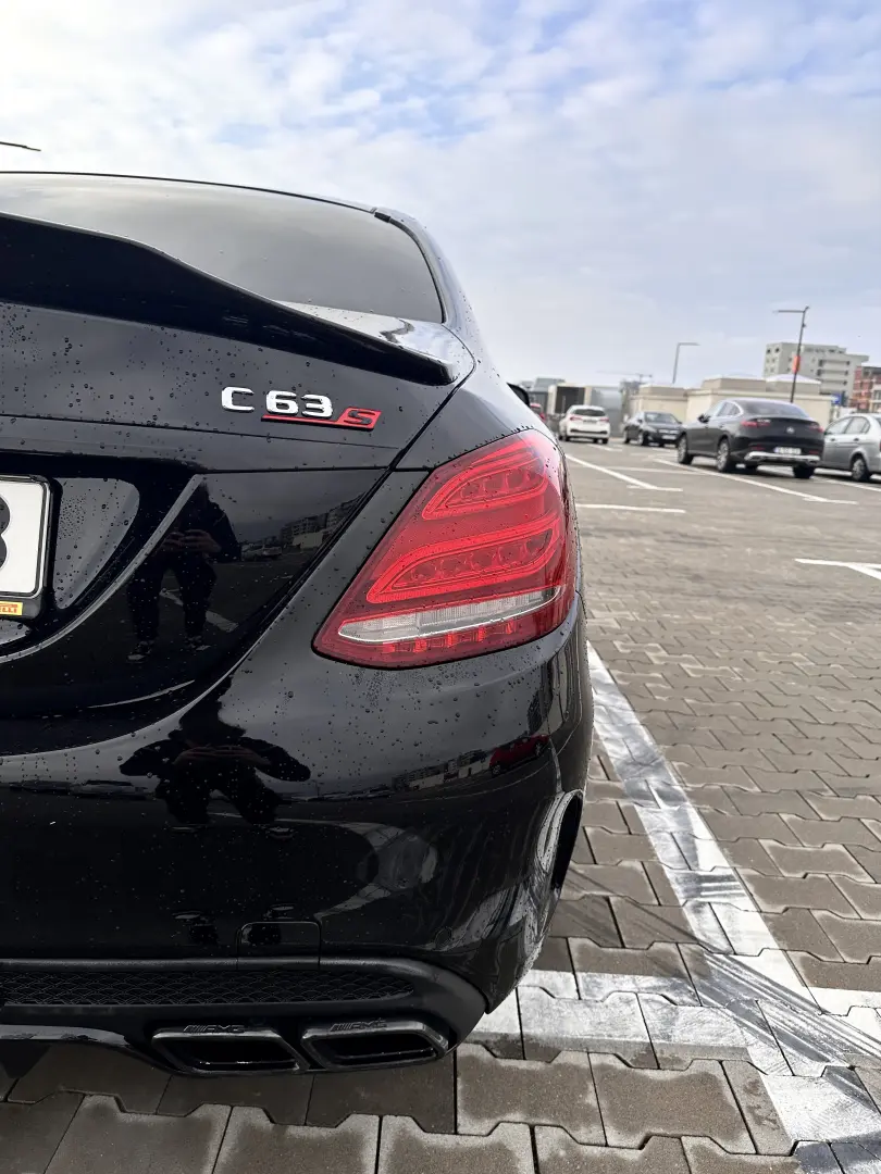 Mercedes-Benz C 63 AMG