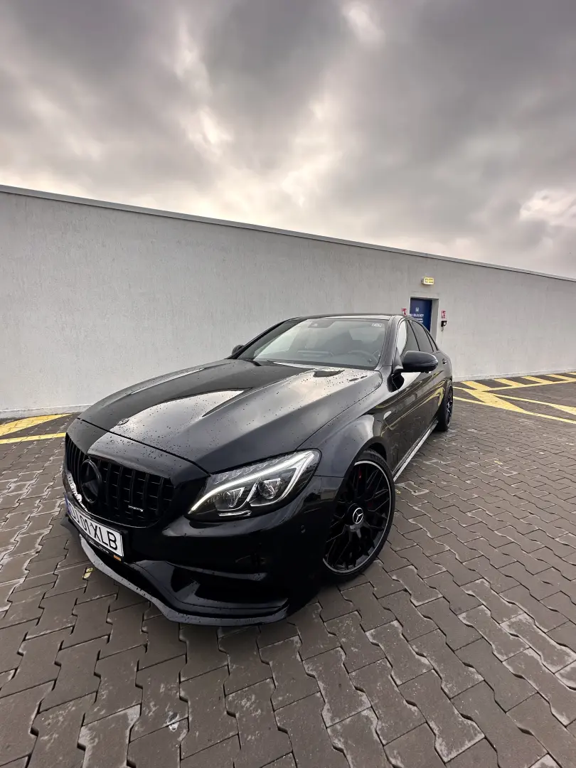 Mercedes-Benz C 63 AMG