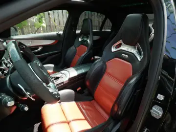 Mercedes-Benz C 63 AMG