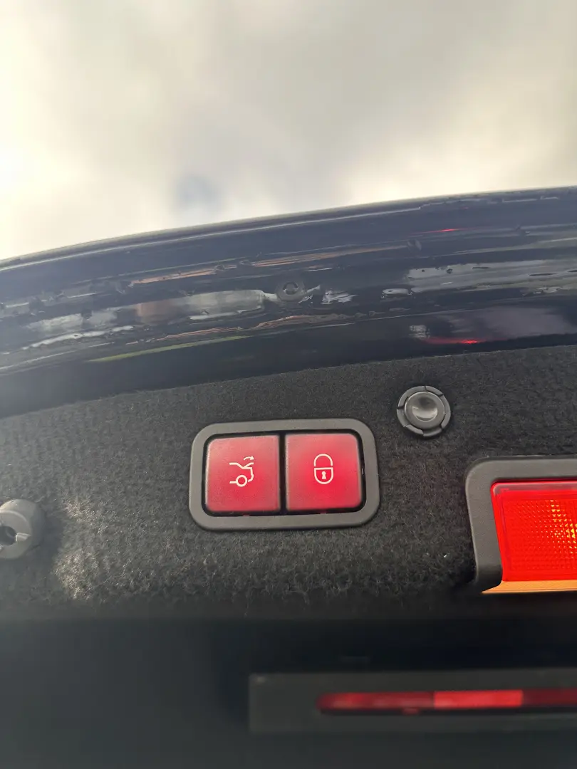 Mercedes-Benz C 63 AMG