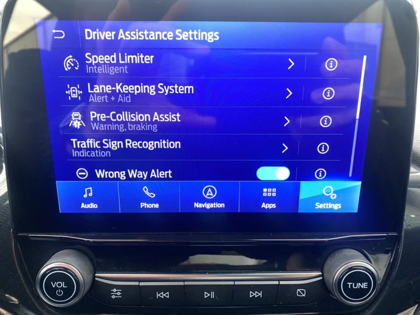 Ford Puma 1 0 EcoBoost Hybrid Titanium Aut.