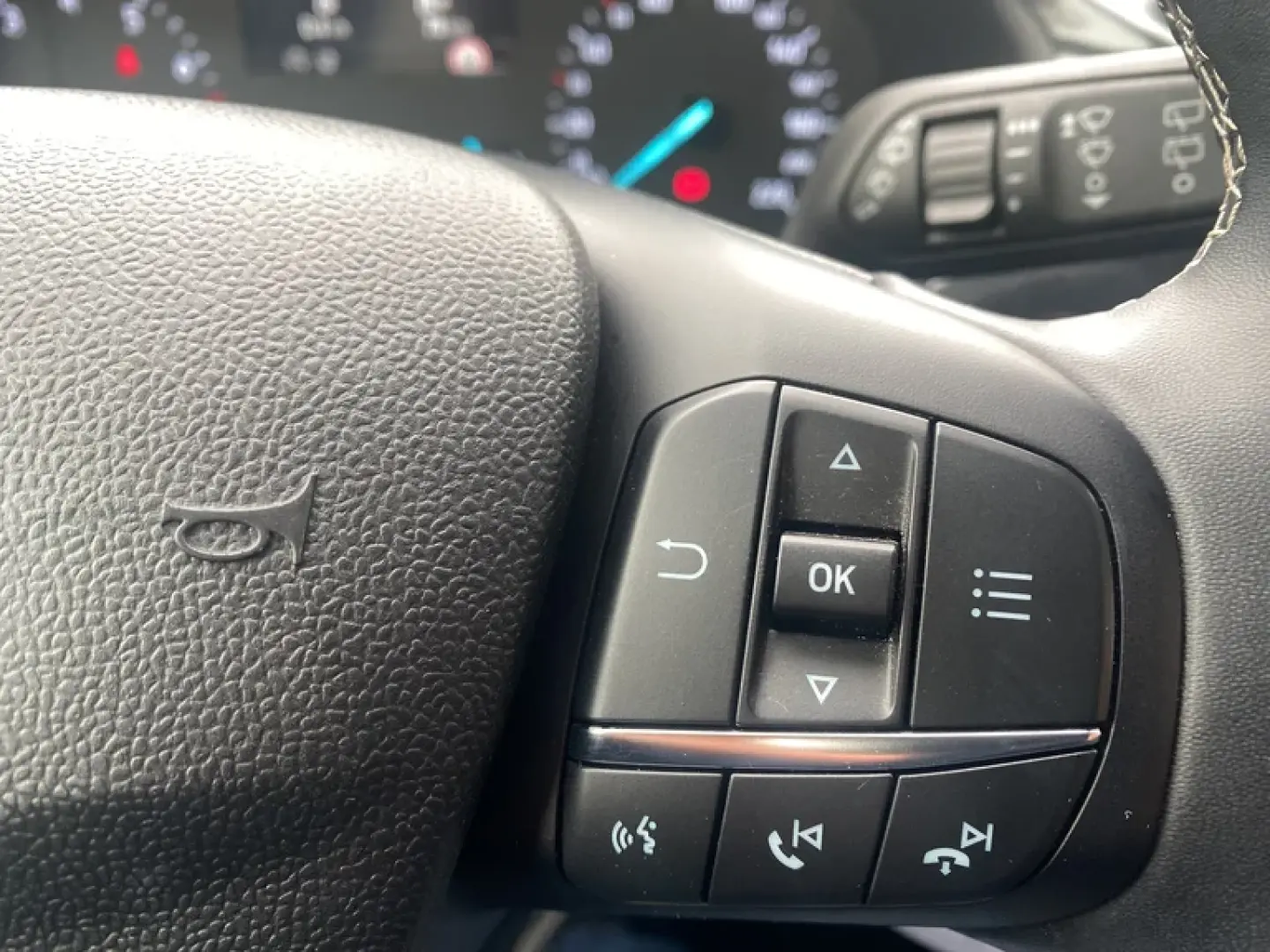 Ford Puma 1 0 EcoBoost Hybrid Titanium Aut.