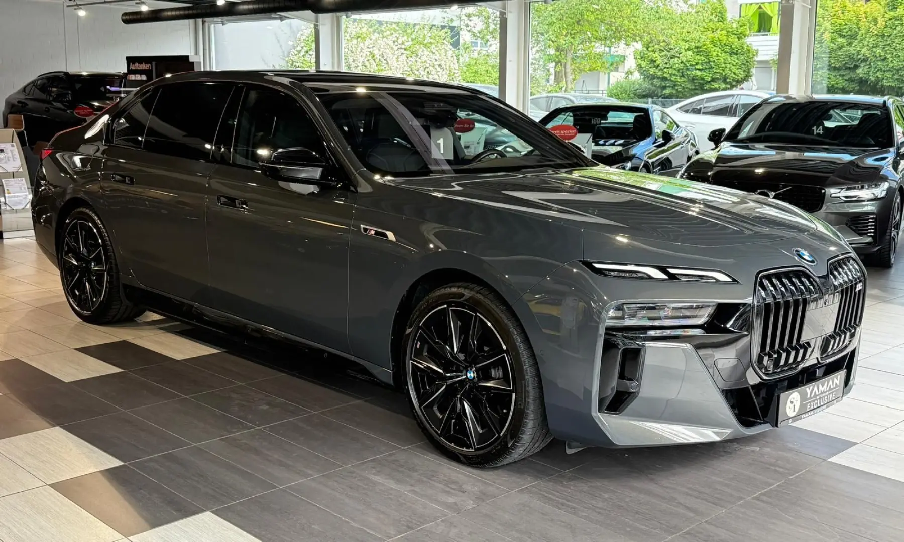BMW i7 xDrive M70