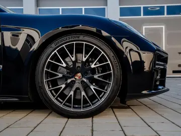 Panamera GTS   18-Wege   Bose   SoftClose   HUD