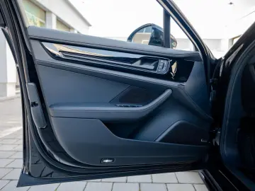 Panamera GTS   18-Wege   Bose   SoftClose   HUD