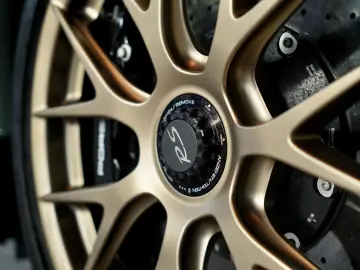 Cayman 718 GT4 RS WEISSACH LIFT Carbon CLUBSPORT