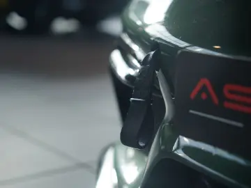 Cayman 718 GT4 RS WEISSACH LIFT Carbon CLUBSPORT