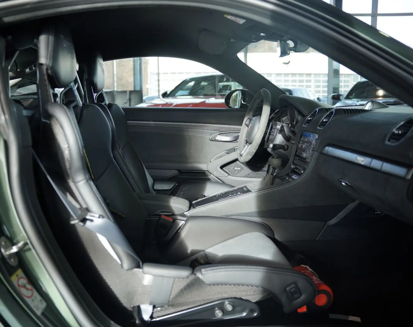 Cayman 718 GT4 RS WEISSACH LIFT Carbon CLUBSPORT