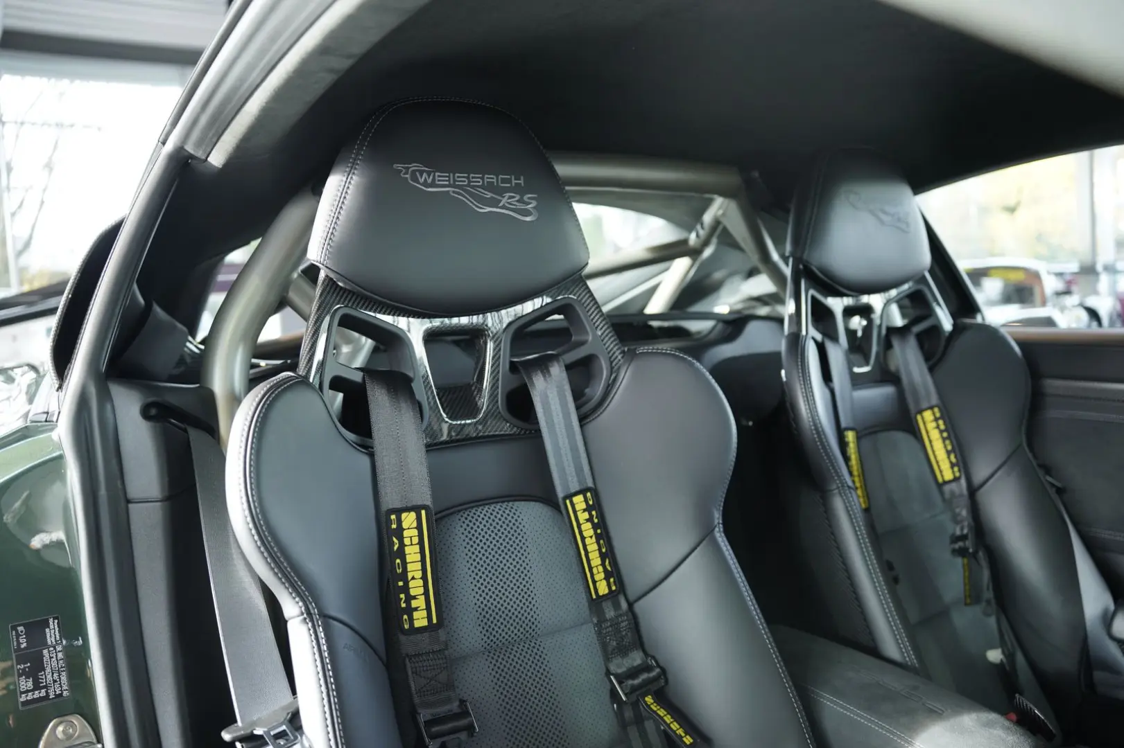 Cayman 718 GT4 RS WEISSACH LIFT Carbon CLUBSPORT