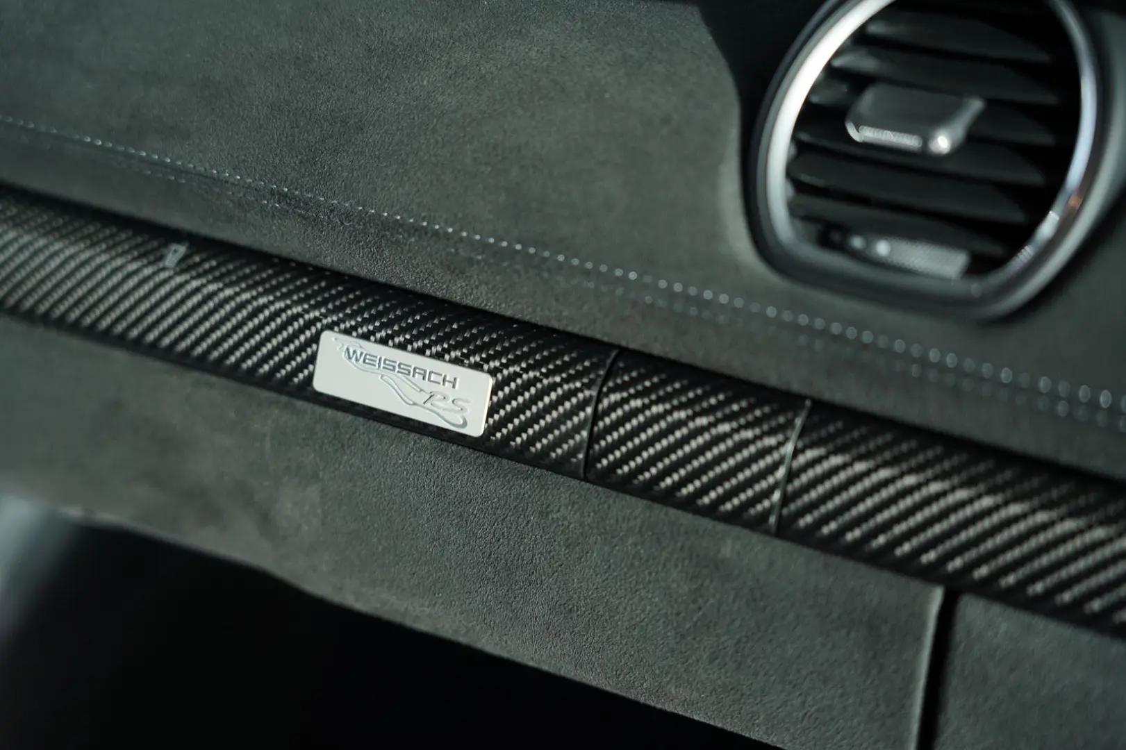 Cayman 718 GT4 RS WEISSACH LIFT Carbon CLUBSPORT