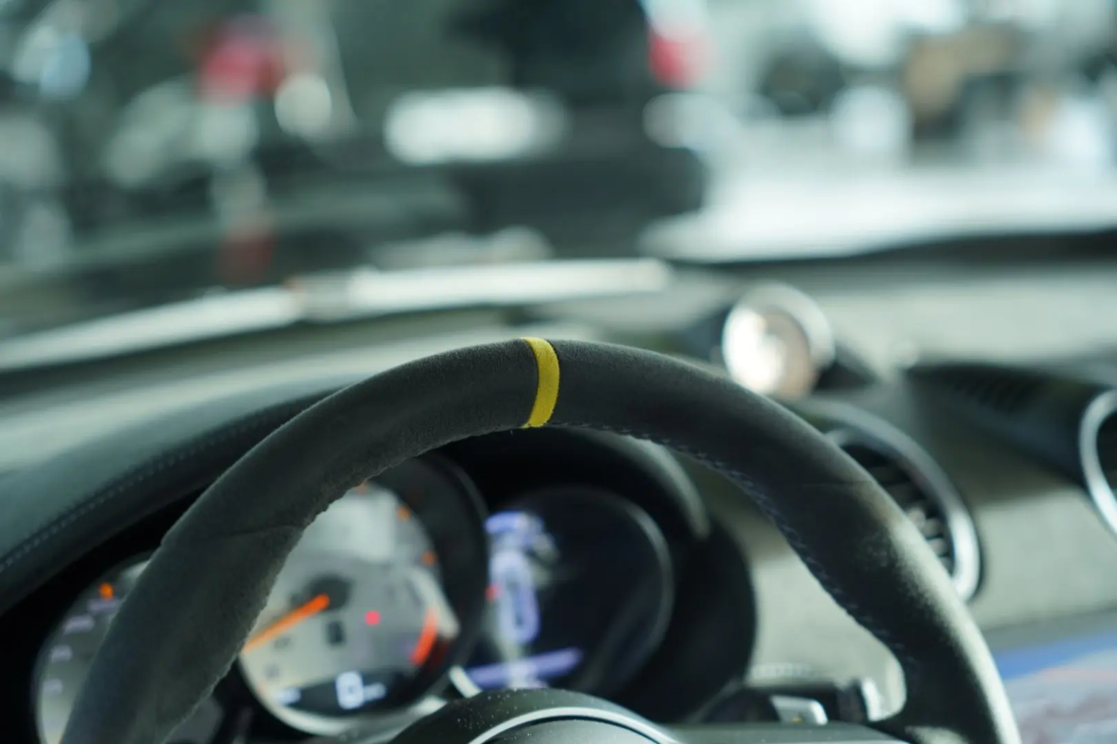 Cayman 718 GT4 RS WEISSACH LIFT Carbon CLUBSPORT