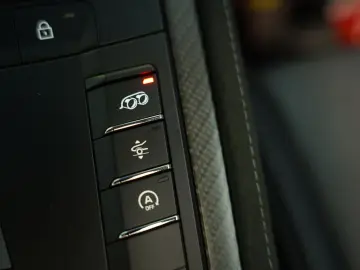 Cayman 718 GT4 RS WEISSACH LIFT Carbon CLUBSPORT