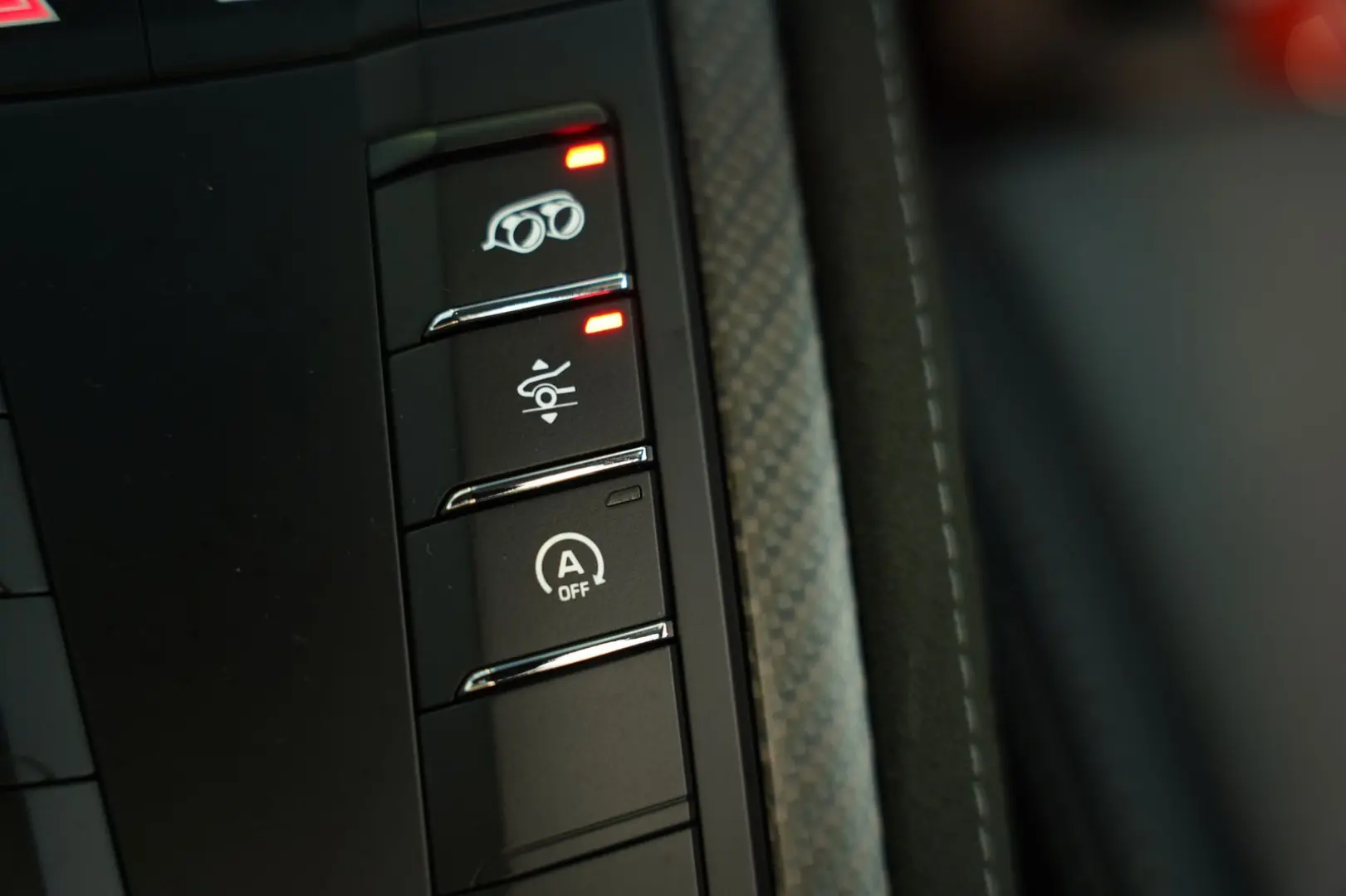 Cayman 718 GT4 RS WEISSACH LIFT Carbon CLUBSPORT