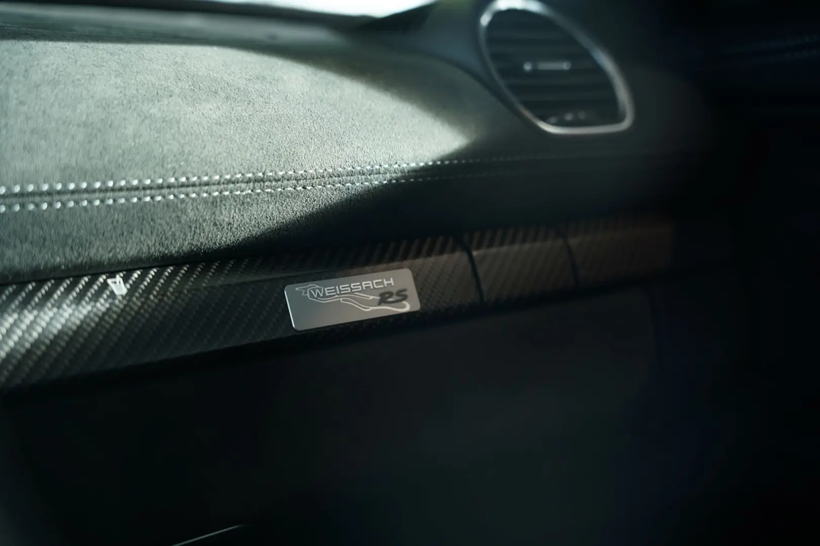 Cayman 718 GT4 RS WEISSACH LIFT Carbon CLUBSPORT