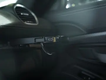 Cayman 718 GT4 RS WEISSACH LIFT Carbon CLUBSPORT