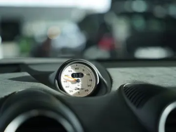 Cayman 718 GT4 RS WEISSACH LIFT Carbon CLUBSPORT