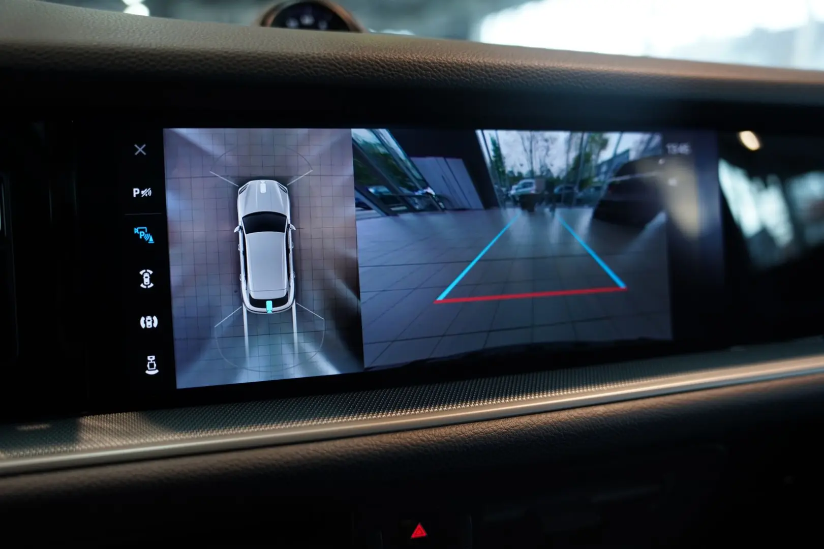 Cayenne  1.H  21  Chrono  Pano  AHK  BOSE  ACC