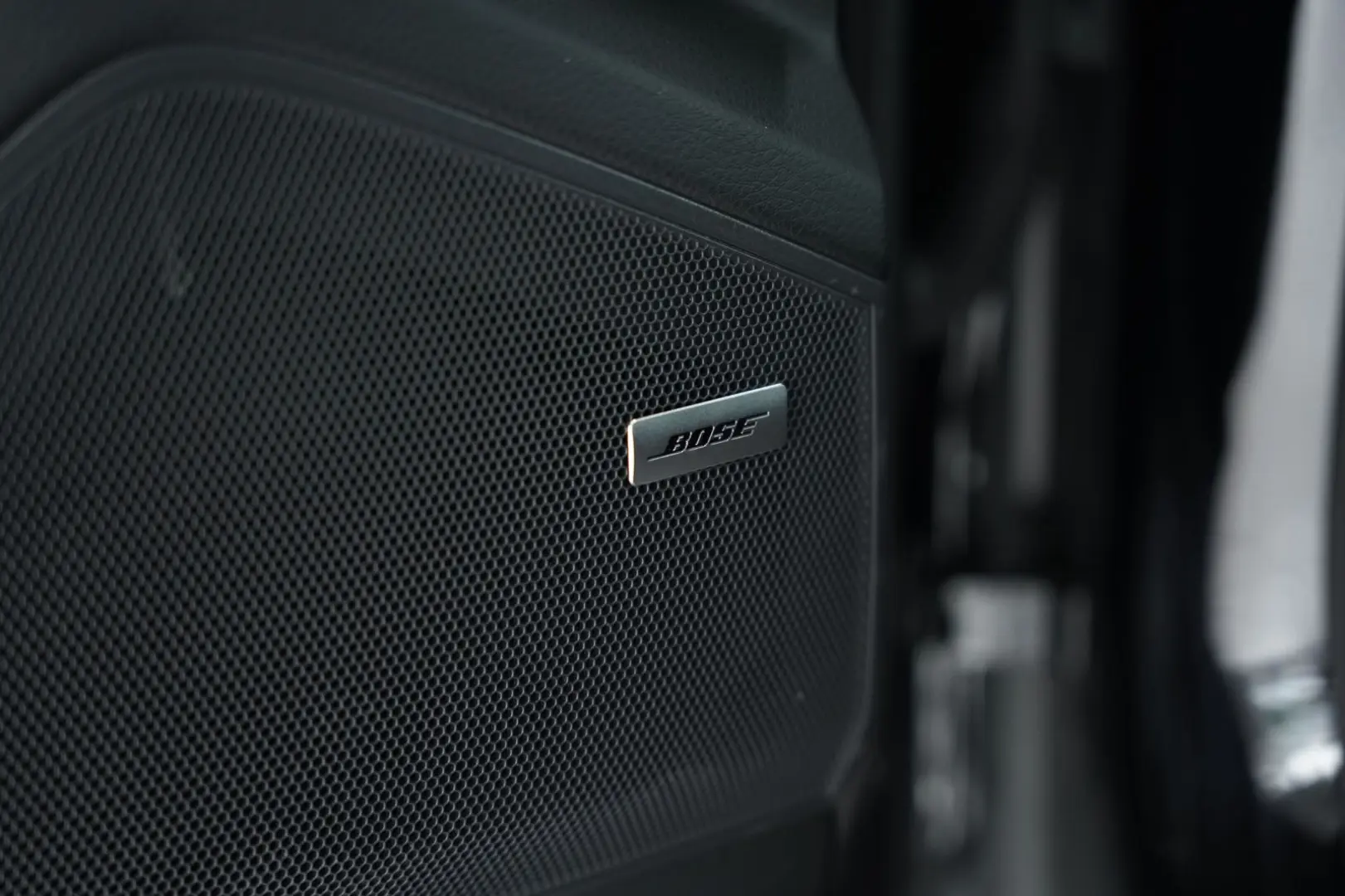 Cayenne  1.H  21  Chrono  Pano  AHK  BOSE  ACC