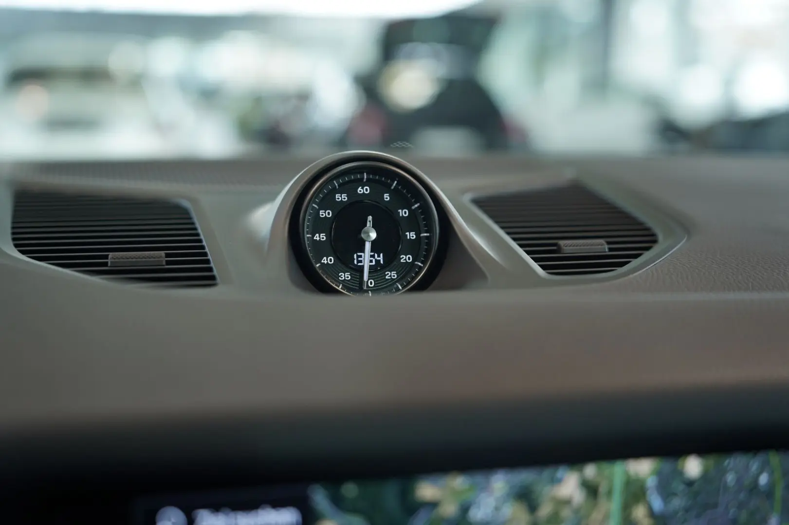 Cayenne  1.H  21  Chrono  Pano  AHK  BOSE  ACC