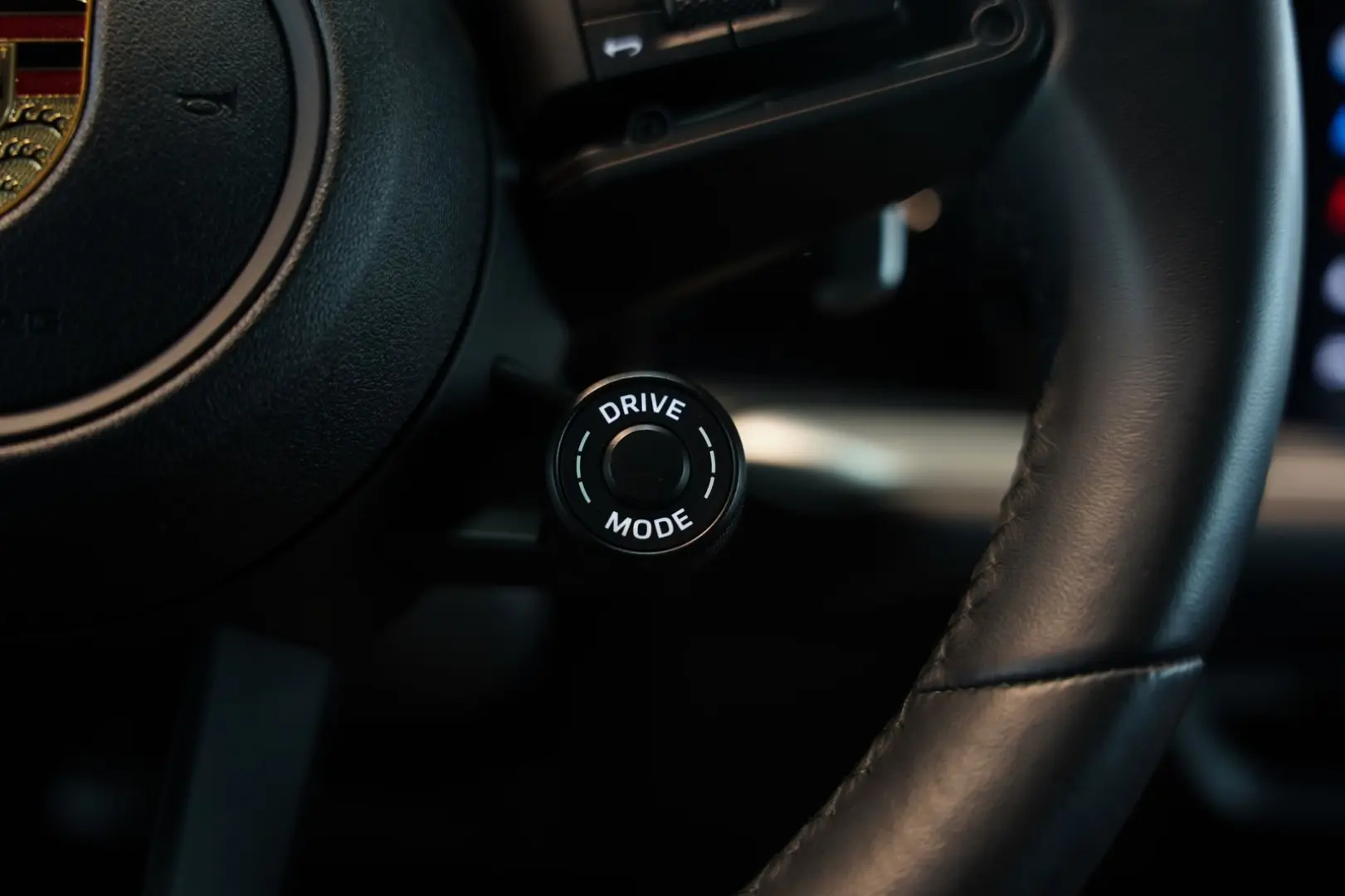 Cayenne  1.H  21  Chrono  Pano  AHK  BOSE  ACC