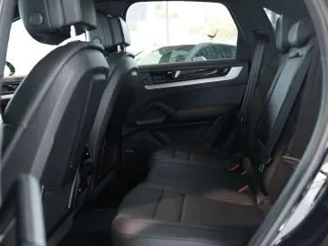 Cayenne  1.H  21  Chrono  Pano  AHK  BOSE  ACC