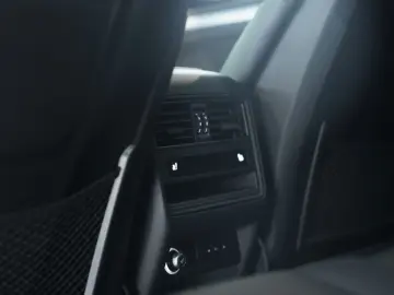 Cayenne  1.H  21  Chrono  Pano  AHK  BOSE  ACC