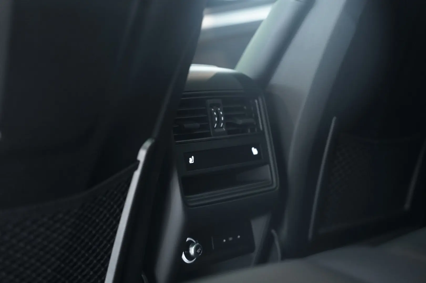 Cayenne  1.H  21  Chrono  Pano  AHK  BOSE  ACC