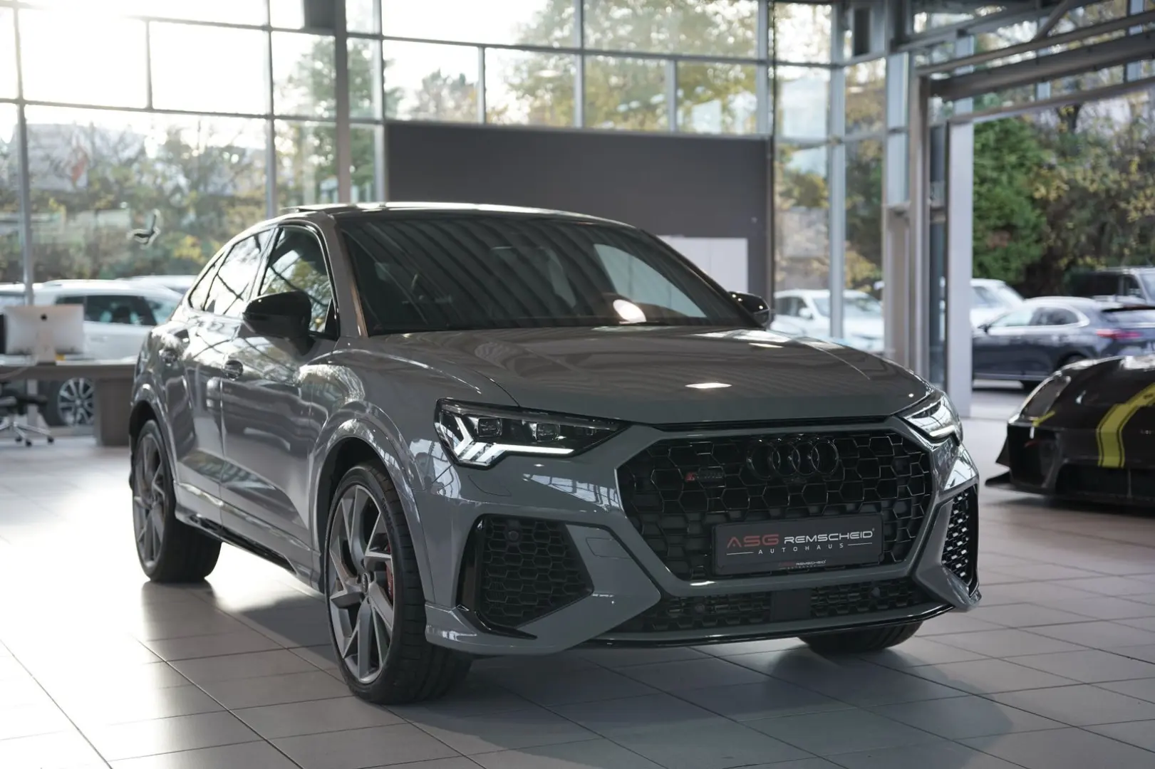 RSQ3 q. Sportback 2.H  21  RS-Sitze RS-AGA Pano