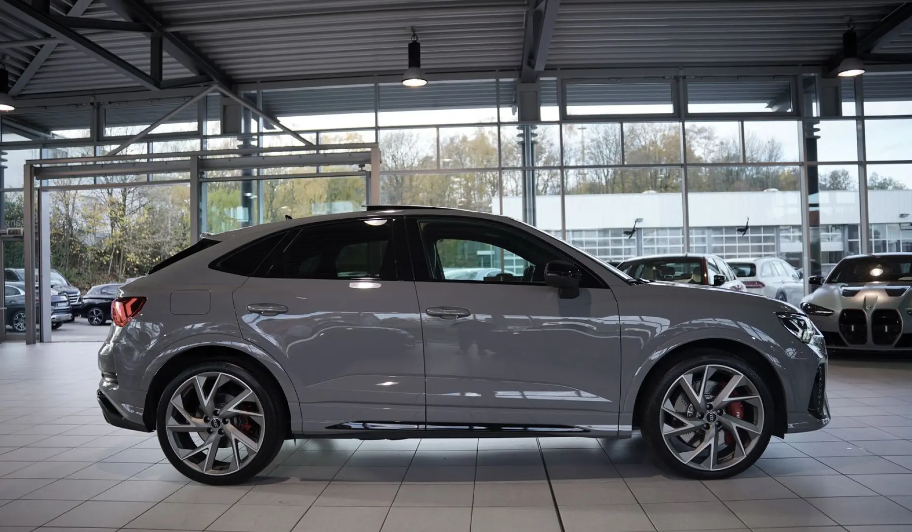 RSQ3 q. Sportback 2.H  21  RS-Sitze RS-AGA Pano
