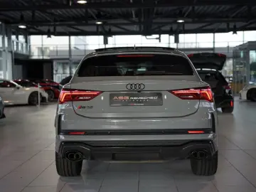 RSQ3 q. Sportback 2.H  21  RS-Sitze RS-AGA Pano