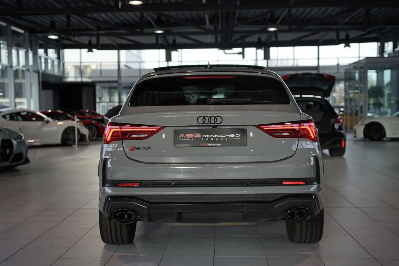 RSQ3 q. Sportback 2.H  21  RS-Sitze RS-AGA Pano