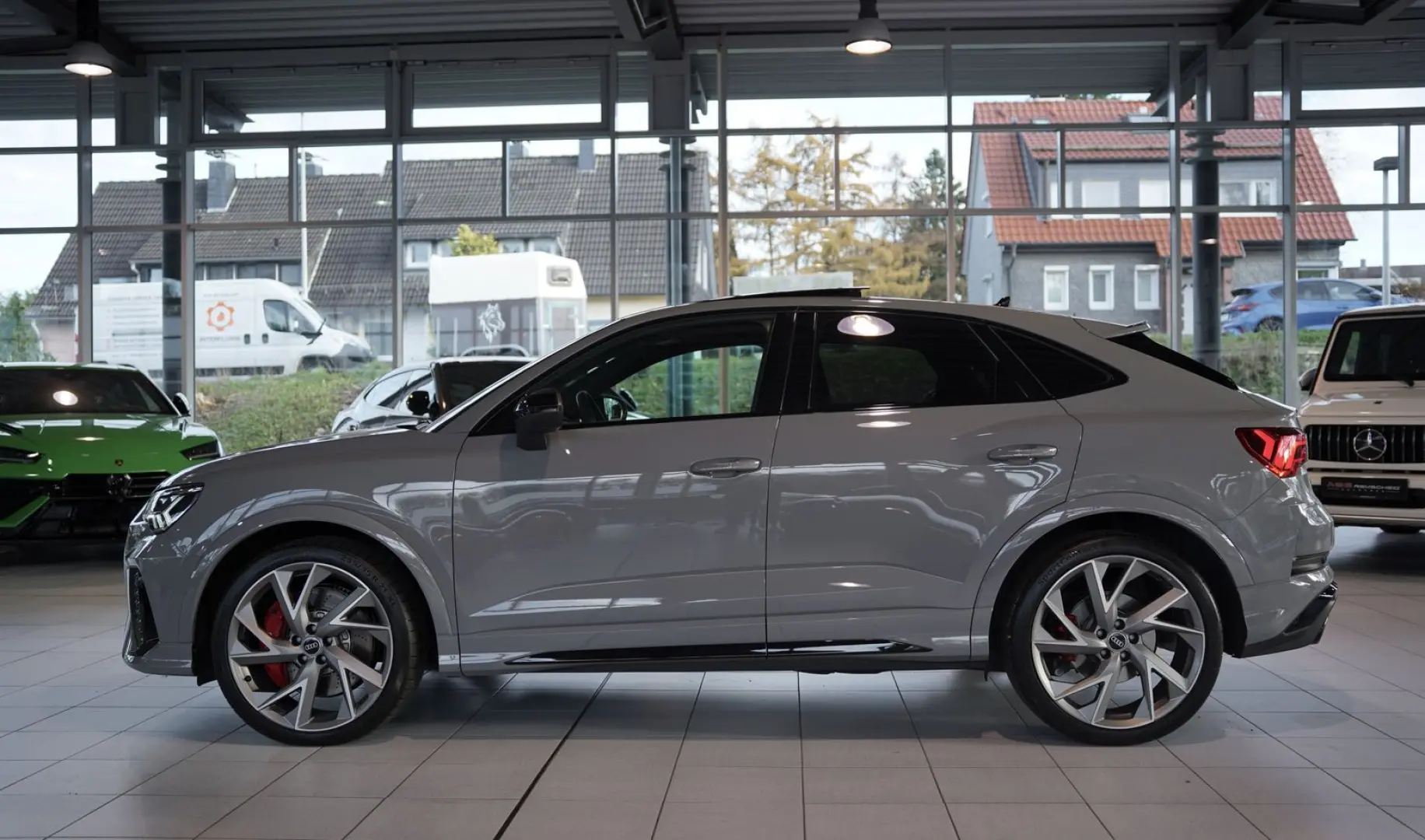 RSQ3 q. Sportback 2.H  21  RS-Sitze RS-AGA Pano