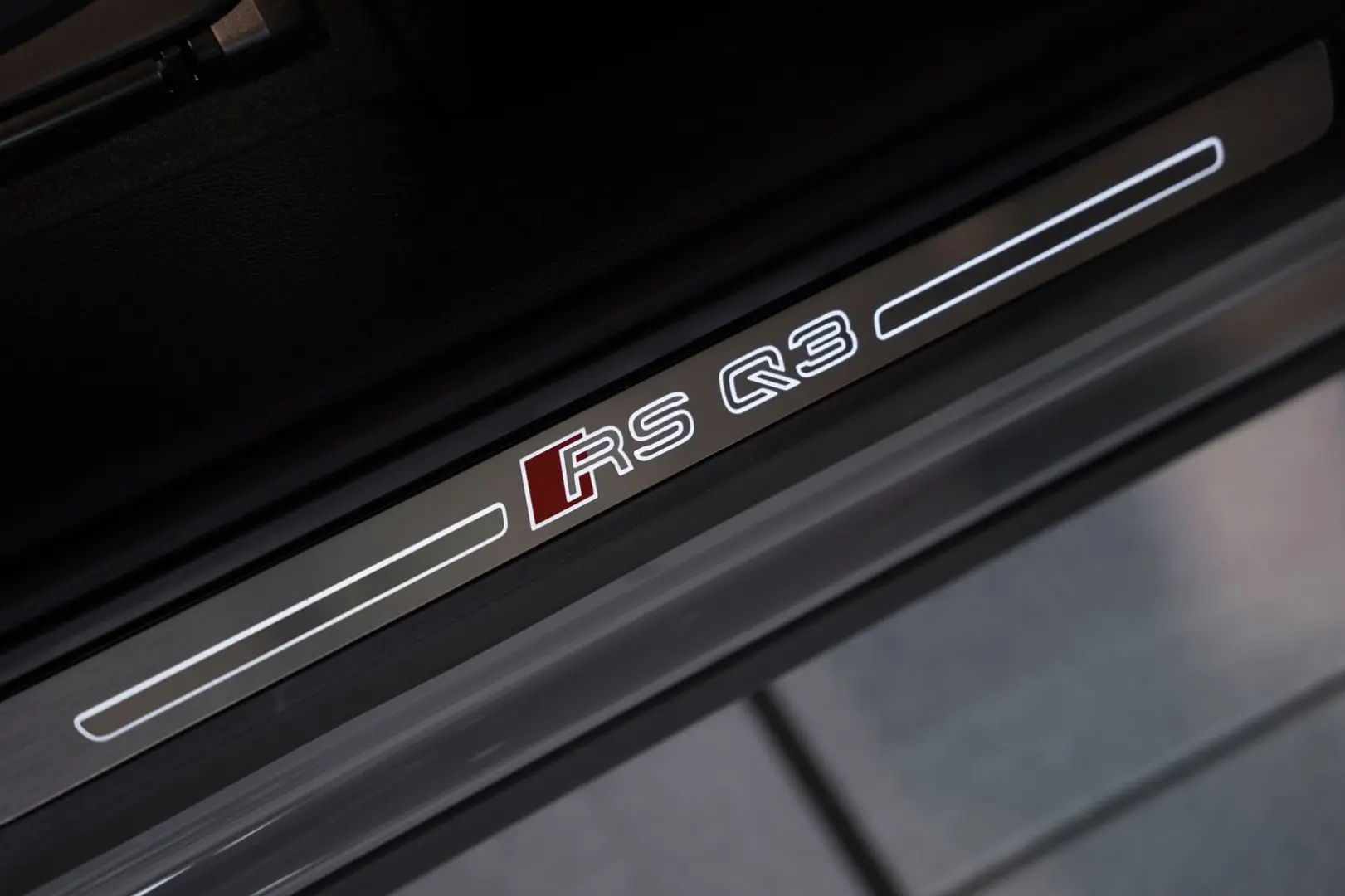 RSQ3 q. Sportback 2.H  21  RS-Sitze RS-AGA Pano