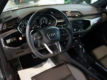 RSQ3 q. Sportback 2.H  21  RS-Sitze RS-AGA Pano