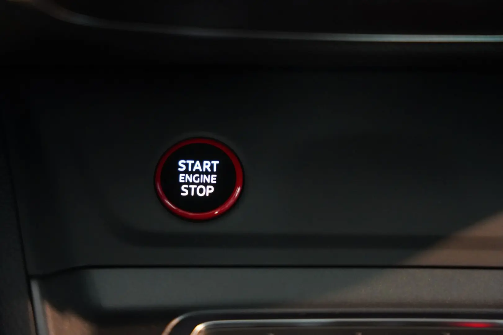 RSQ3 q. Sportback 2.H  21  RS-Sitze RS-AGA Pano