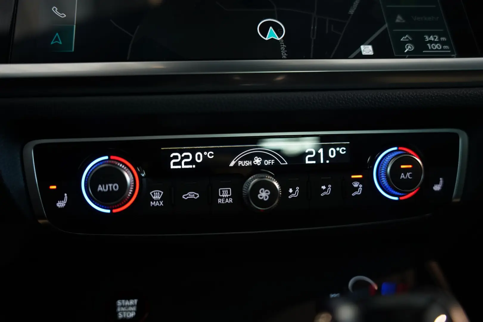 RSQ3 q. Sportback 2.H  21  RS-Sitze RS-AGA Pano