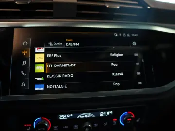 RSQ3 q. Sportback 2.H  21  RS-Sitze RS-AGA Pano