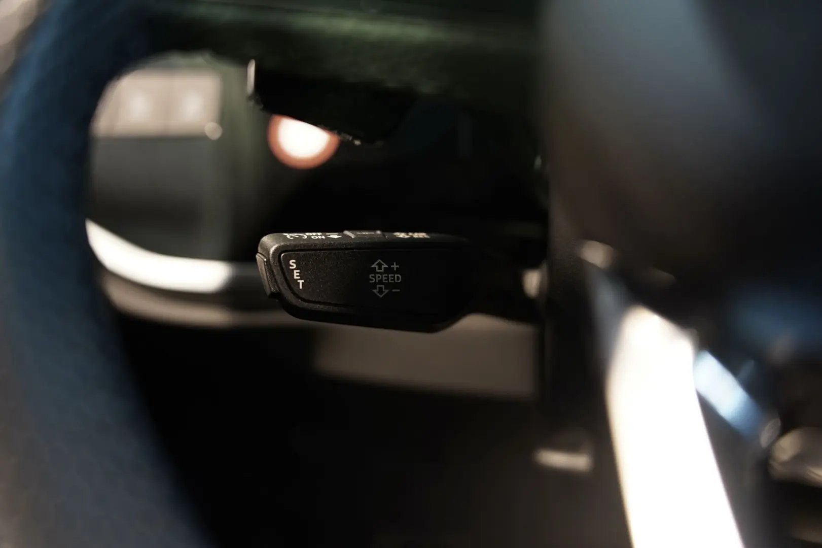 RSQ3 q. Sportback 2.H  21  RS-Sitze RS-AGA Pano