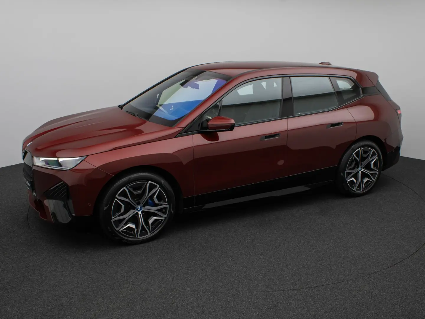 iX xD40 360  DAB H K ACC Komfort Sport 22Zoll