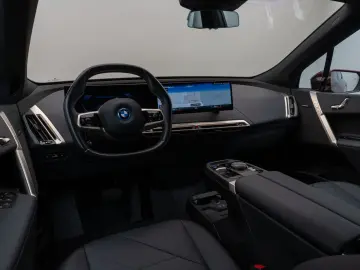 iX xD40 360  DAB H K ACC Komfort Sport 22Zoll