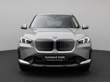 iX1 eD20 Kamera DAB Fernlichtassis Komfort Sport